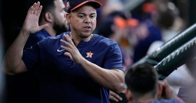 Leones del Escogido anuncian al mánager Cintrón y su coaching staff