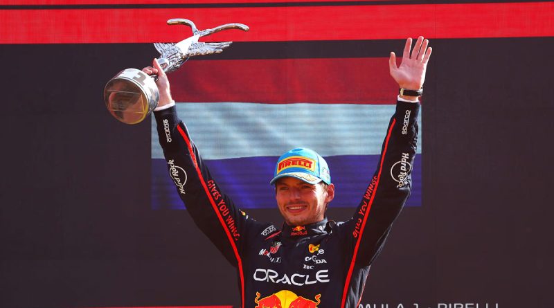 Max Verstappen logra su tercer triunfo del año