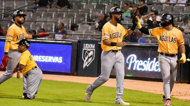 Águilas Cibaeñas toman la cima del torneo LIDOM 2025-26