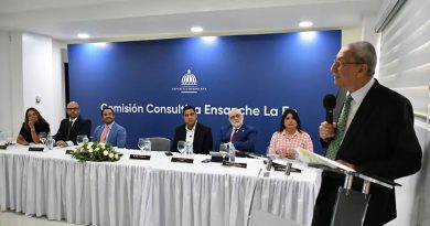 Comisión analiza requisitos de MLB para nuevo estadio de béisbol