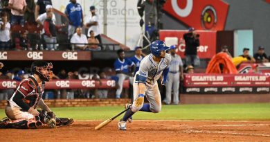 Tigres del Licey se imponen a los Gigantes con ofensiva oportuna