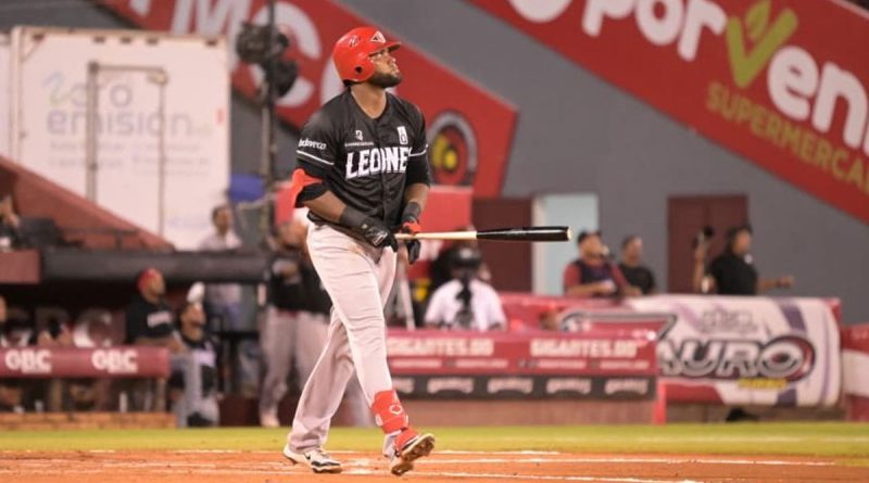 Franchy Cordero impulsa triunfo del Escogido con jonrón