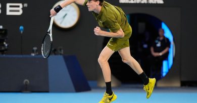 Jannik Sinner debuta con victoria en el Open de Australia