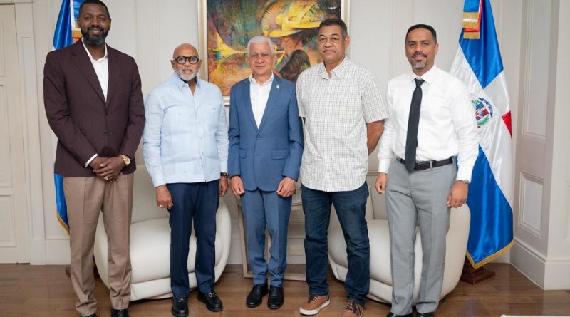 Senado respalda gestión de Ángel de la Cruz para el Superior de SD