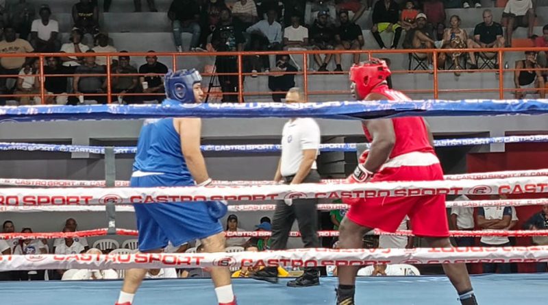 45 Copa Boxeo Independencia sigue Con gran éxito Stgo