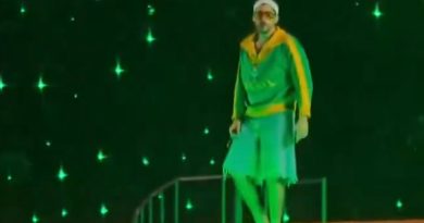 Bad Bunny rinde homenaje a Pelé