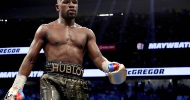 Floyd Mayweather anuncia su regreso profesional al boxeo a los 49 años