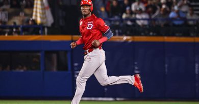 Junior Lake y los Leones del Escogido rugen en su debut en la Serie del Caribe 2026