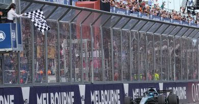 George Russell lidera el histórico 1-2 de Mercedes en Australia
