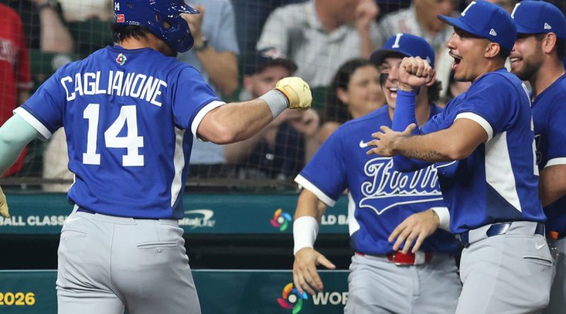 Italia da la sorpresa y vence a Estados Unidos en Clásico