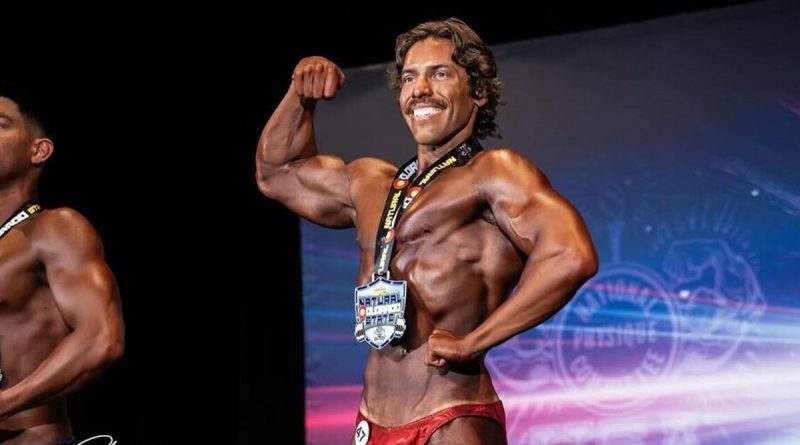 Joseph Baena sigue los pasos de Schwarzenegger en culturismo