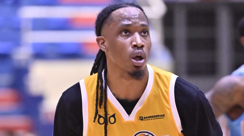 Metros de Santiago debutan con victoria ante Titanes en LNB 2026