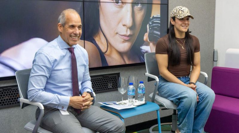 AES Dominicana recibió la visita de Alexa Grasso campeona mundial de la UFC