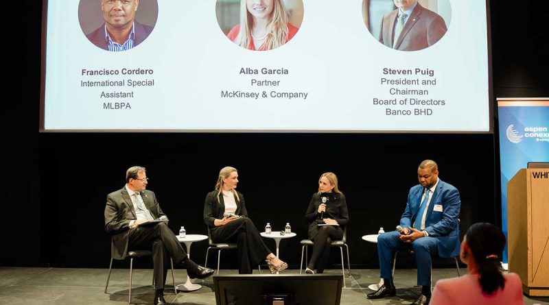 Steven Puig expone en Nueva York sobre la contribución del Banco BHD al béisbol