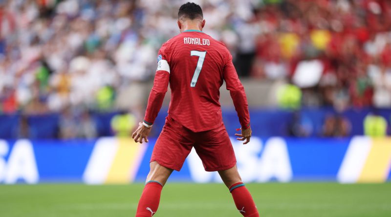 Cristiano Ronaldo anota en su sexto Mundial