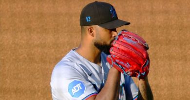 Sandy Alcántara logra racha histórica en remontada de los Marlins