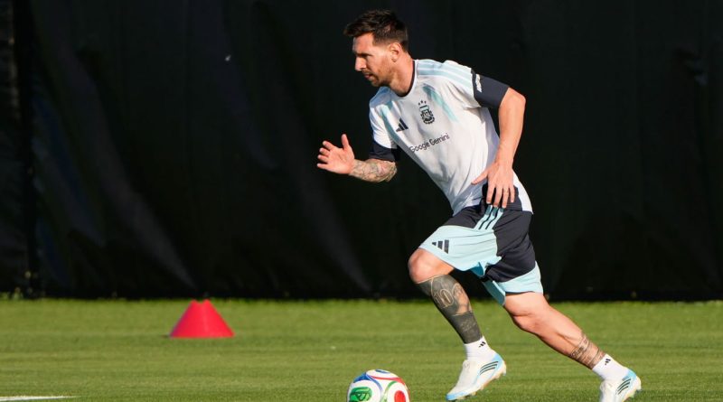 Scaloni confirma la mejoría de Messi previo al Mundial