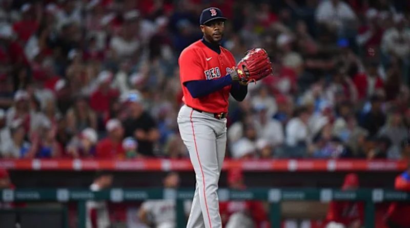 Aroldis Chapman impone récord de ponches para relevistas