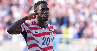 FIFA levanta sanción a Balogun tras la intervención de Trump