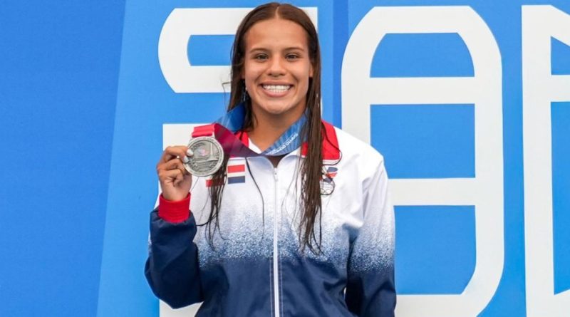 Victoria Garza logra plata histórica en clavados en Santo Domingo 2026