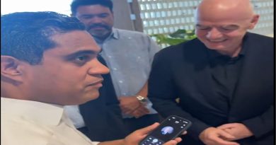 Kelvin Cruz recibe a Gianni Infantino con llamada de Abinader