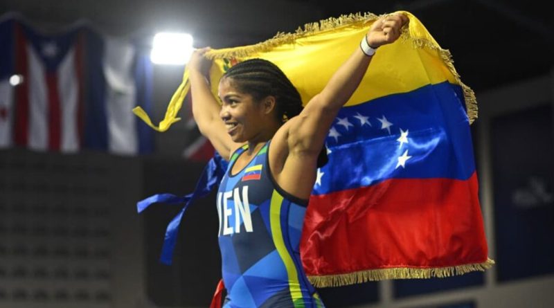Nathaly Griman oro en lucha libre en Santo Domingo 2026