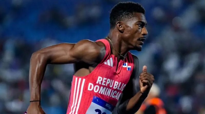 Christopher Melenciano establece nuevo récord mundial