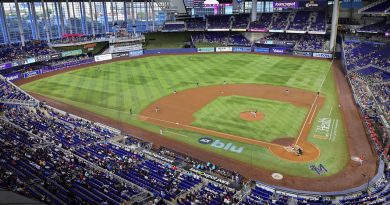 MLB propone una temporada más corta y nuevo formato de playoffs