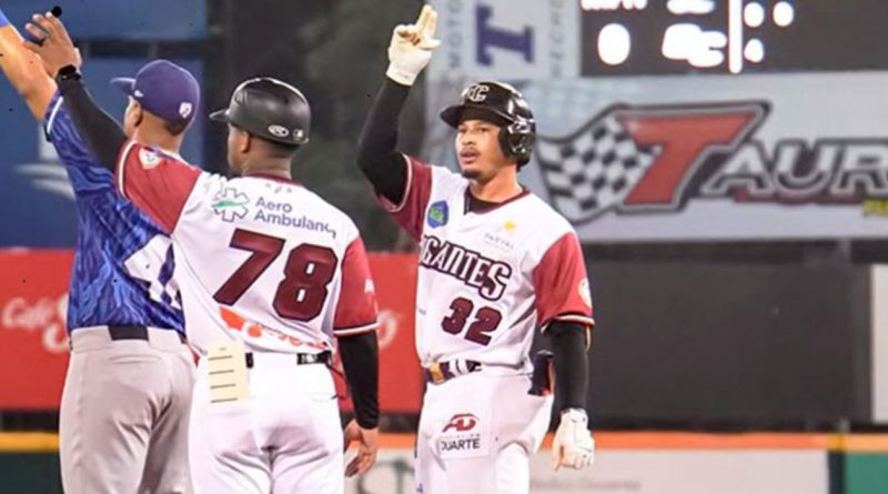 Gigantes frenan mala racha tras doblegar por lluvia al Licey
